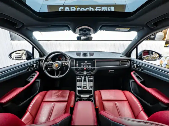 Porsche Macan — Фото автомобиля 12