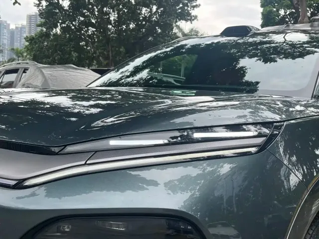 BYD Tang L — Фото автомобиля 2