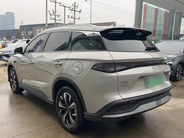 BYD Seal 05 DM-i — Фото автомобиля 10