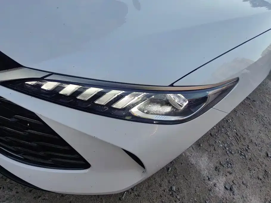 BYD Qin PLUS 2026 DM-i Smart Edition 128KM Progressive — Фото автомобиля 4