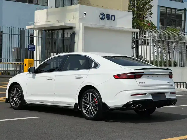 Geely Xingrui — Фото автомобиля 4