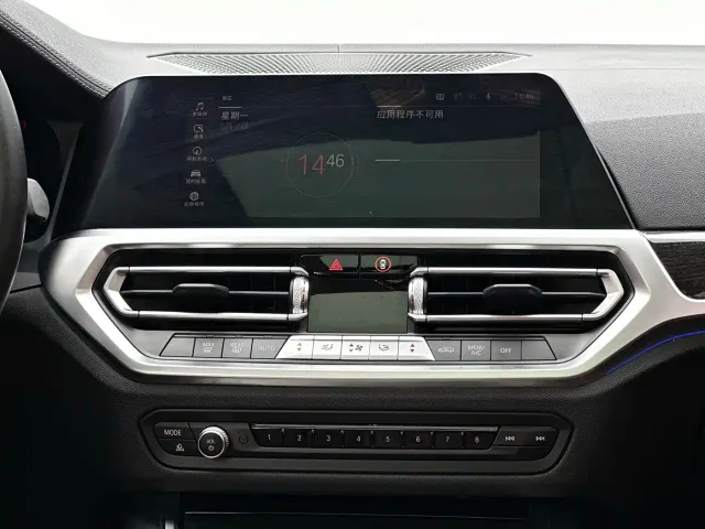 BMW 3 Series — Фото автомобиля 9