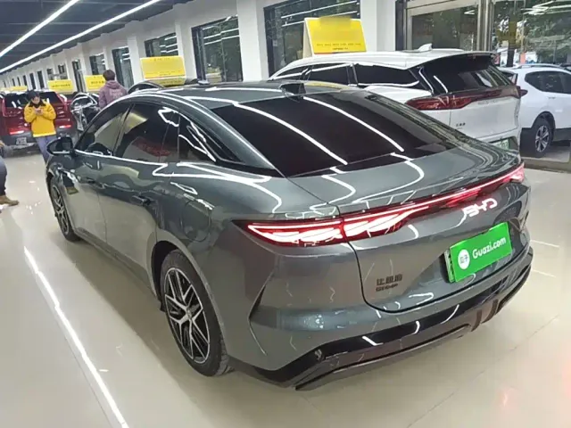 BYD Han L — Фото автомобиля 4