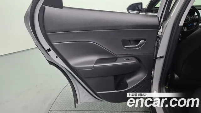 Hyundai Kona SX2 — Фото автомобиля 14