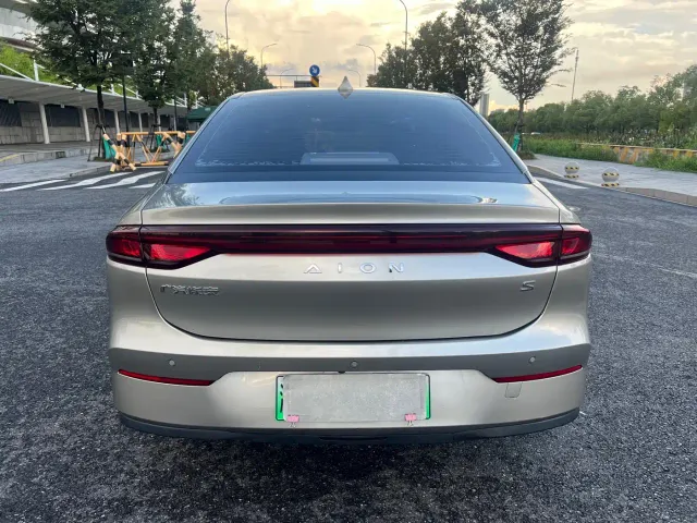GAC Aion S — Фото автомобиля 4