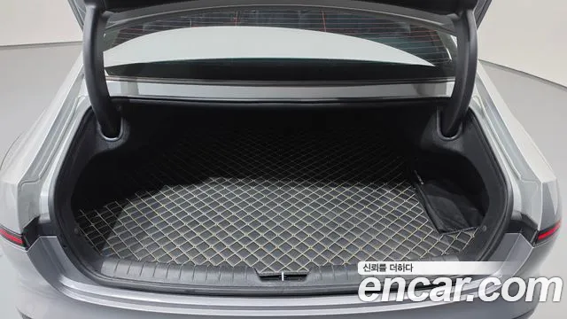 Hyundai Grandeur GN7 — Фото автомобиля 17