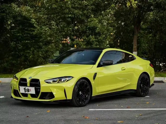Фотография автомобиля — BMW M4