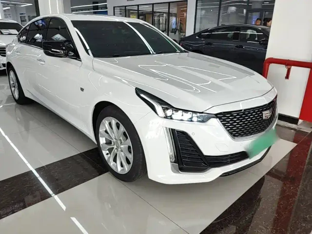 Cadillac CT5 — Фото автомобиля 3