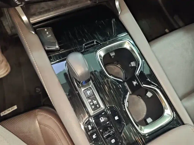 Lexus RX — Фото автомобиля 9