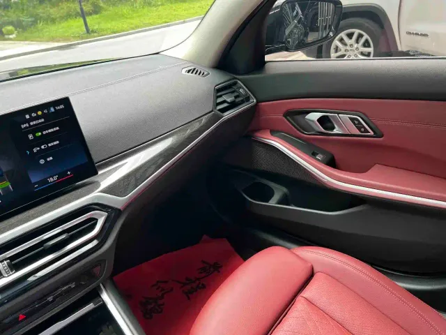 BMW 3 Series — Фото автомобиля 15