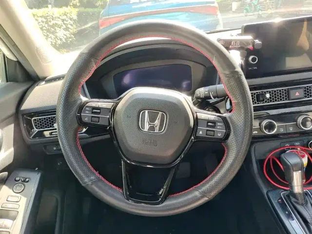 Honda Civic — Фото автомобиля 15