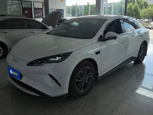 Фотография автомобиля — BYD Seal 06