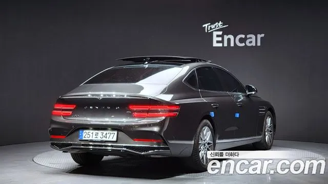 Genesis G80 Бензин 2.5 турбо 2WD — Фото автомобиля 2