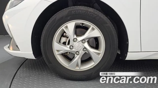 Hyundai AVANTE Avante (CN7) 1.6 LPi (Для проката) — Фото автомобиля 5