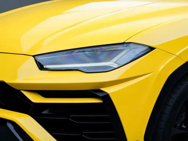 Lamborghini Urus — Фото автомобиля 8