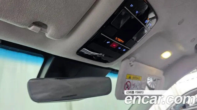 Hyundai Grandeur Grandeur (GN7) 3.5 Бензин 4WD — Фото автомобиля 27