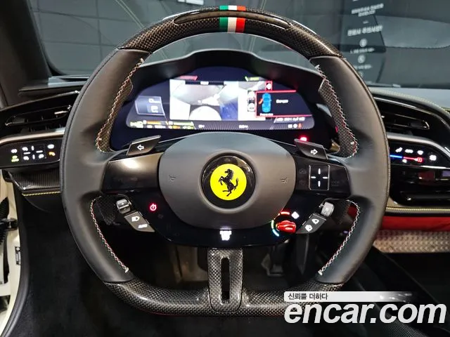Ferrari SF90 — Фото автомобиля 10
