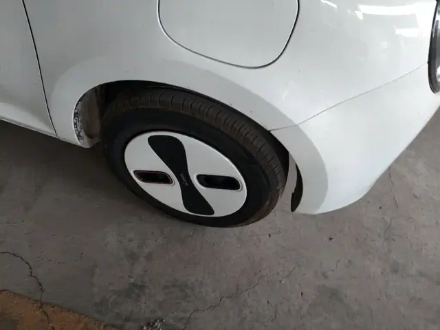 Changan Lumin — Фото автомобиля 24