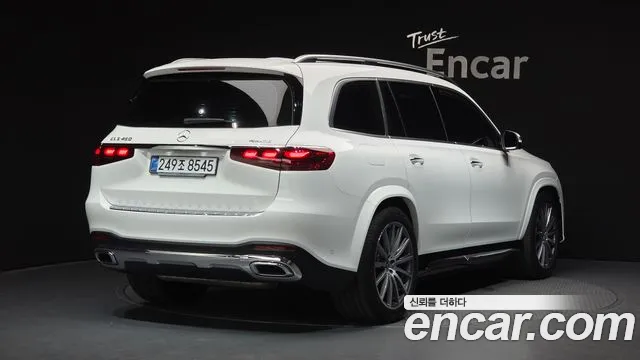 Mercedes-Benz GLS-Class — Фото автомобиля 2