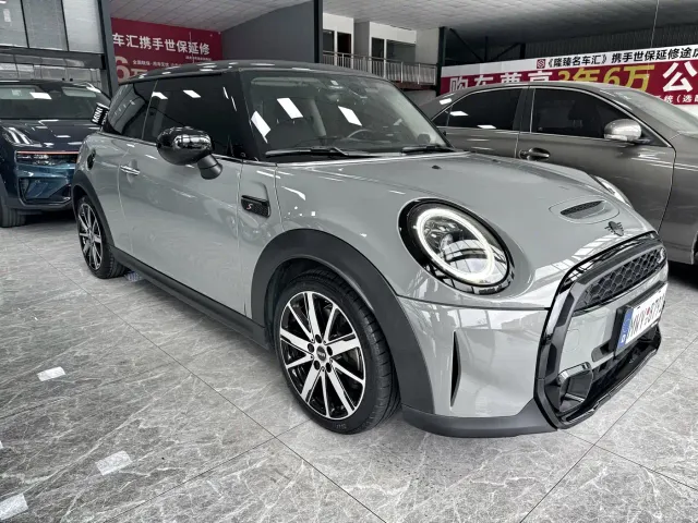 MINI Hatch — Фото автомобиля 3