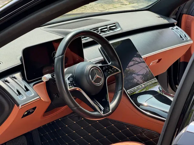 Mercedes-Benz S-Class — Фото автомобиля 8