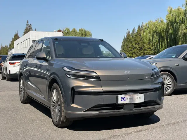 Onvo L90 — Фото автомобиля 2