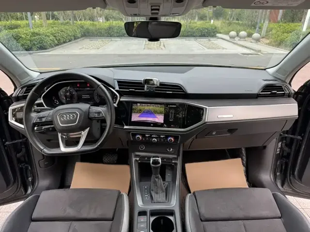 Audi Q3 — Фото автомобиля 17