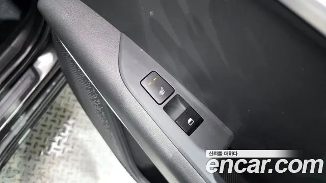 Kia Niro The All New Niro Prestige — Фото автомобиля 24