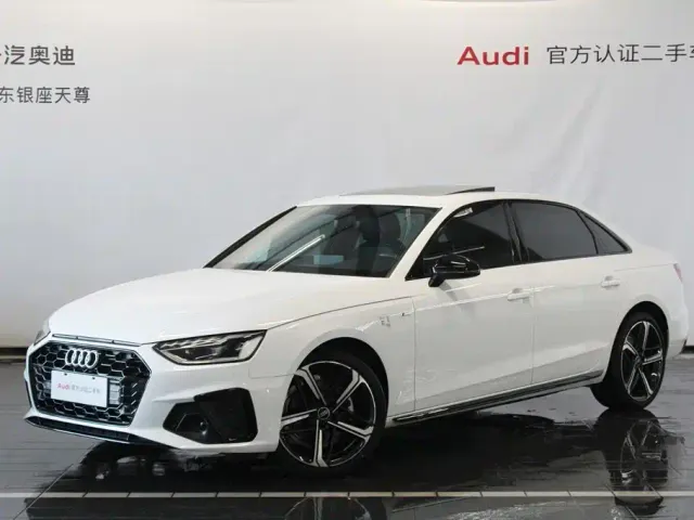 Фотография автомобиля — Audi A4L