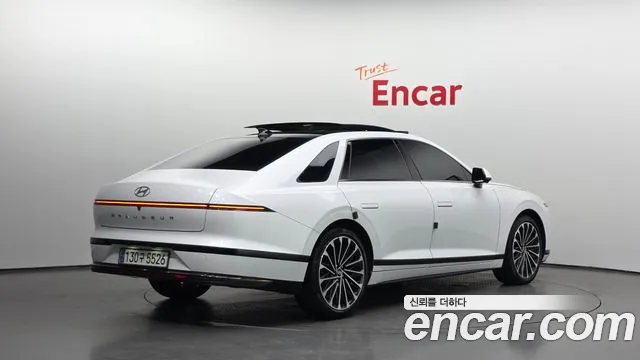 Hyundai Grandeur GN7 — Фото автомобиля 2