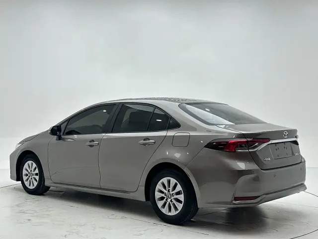 Toyota Corolla — Фото автомобиля 4
