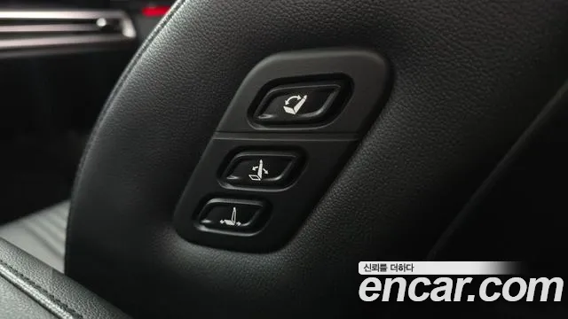Hyundai Grandeur GN7 — Фото автомобиля 28