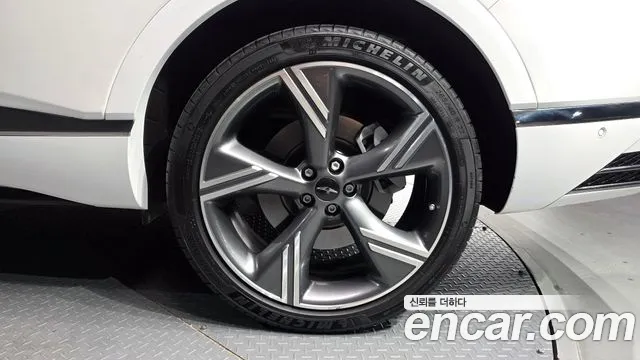 Genesis GV80 — Фото автомобиля 21