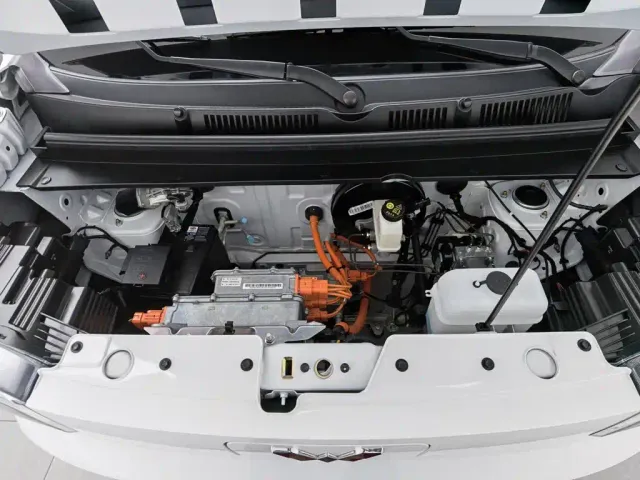 Wuling Zhiguang NEV — Фото автомобиля 6