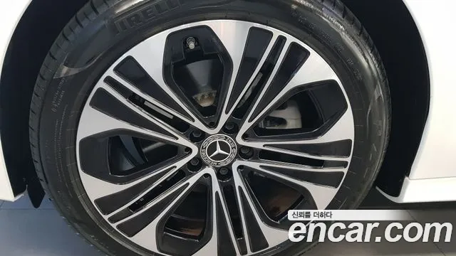 Mercedes-Benz E-Class W214 — Фото автомобиля 9