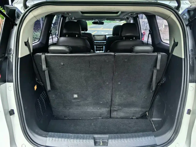 Maxus EUNIQ 5 — Фото автомобиля 18