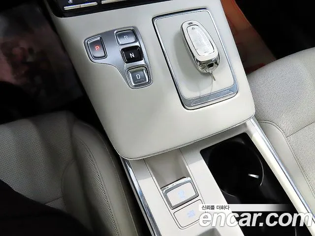 Hyundai Grandeur Новый Grandeur IG — Фото автомобиля 9