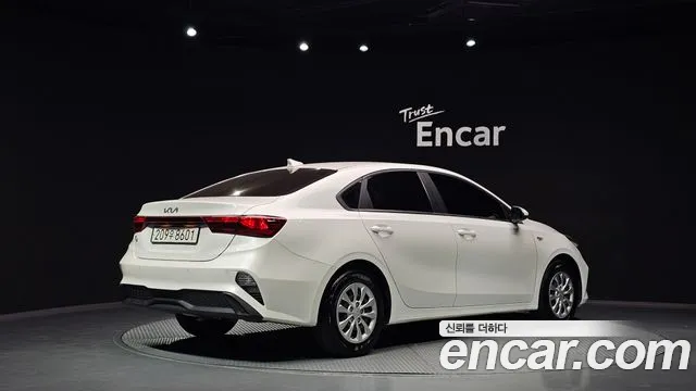 Kia K3 — Фото автомобиля 2