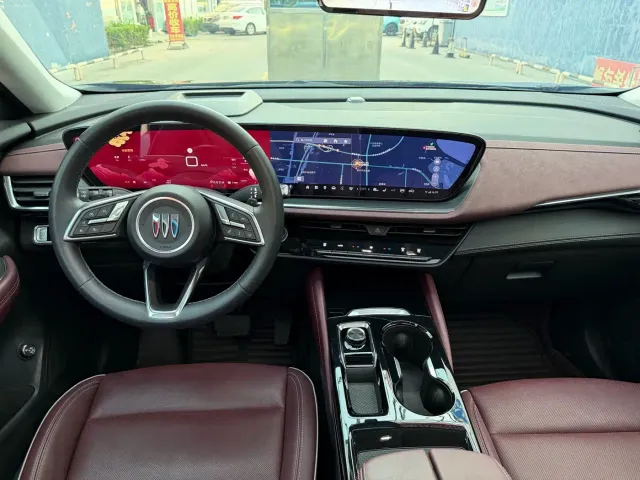 Buick Envision Plus — Фото автомобиля 13