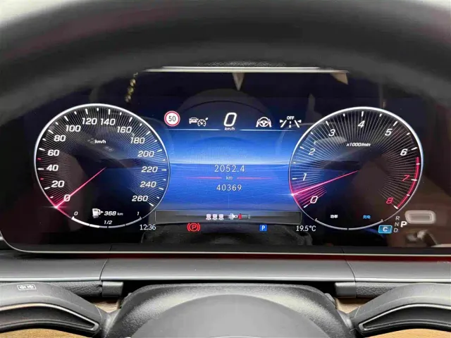 Mercedes-Benz GLE-Class — Фото автомобиля 15