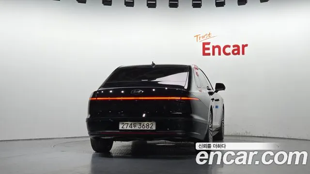 Hyundai Grandeur GN7 — Фото автомобиля 4