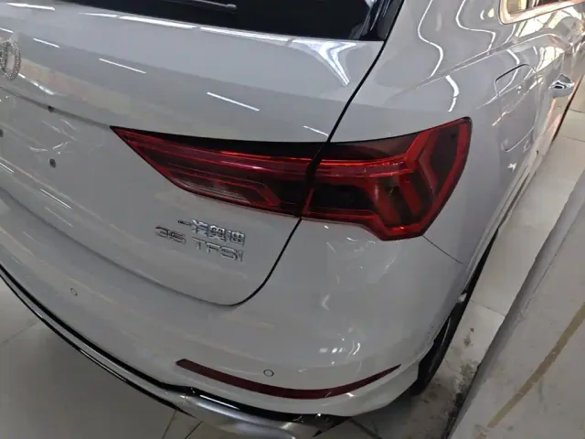 Audi Q3 — Фото автомобиля 7