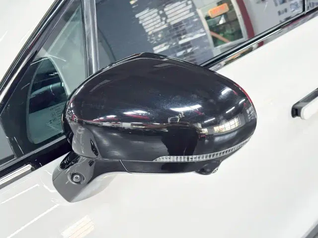 Leapmotor C10 — Фото автомобиля 11