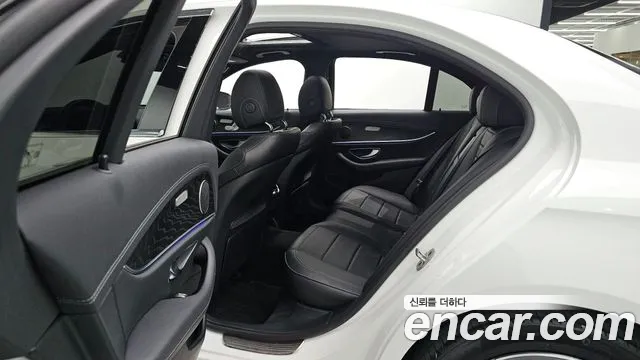 Mercedes-Benz E-Class W213 — Фото автомобиля 17
