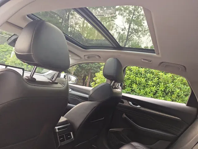 Geely Xingrui — Фото автомобиля 10