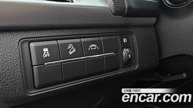KG_Mobility_Ssangyong Rexton All Rexton Дизель 2.2 2WD — Фото автомобиля 18
