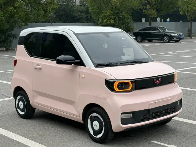 Wuling Hongguang Mini EV — Фото автомобиля 3