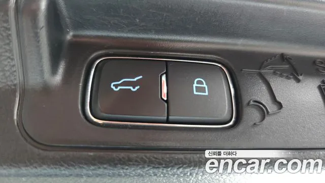 Ford Explorer — Фото автомобиля 18