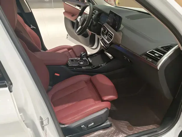 BMW X3 — Фото автомобиля 13
