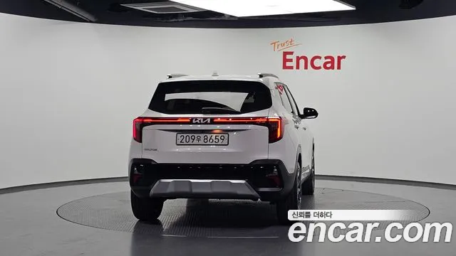 Kia Seltos New — Фото автомобиля 4